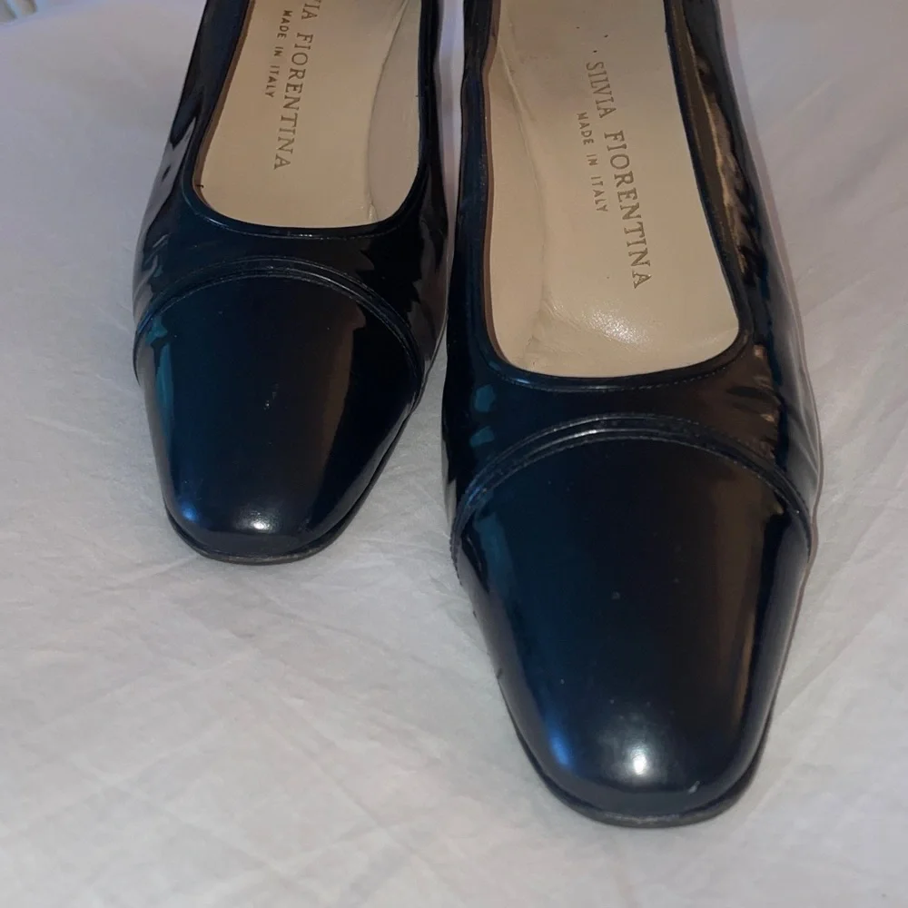 Italian Black Women's Pumps 9M - Picture 4 of 13